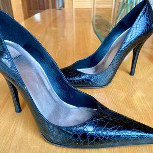 Black St John stilettos, size 8.5